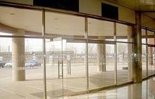 北京王府井安装玻璃门.安装玻璃门价格