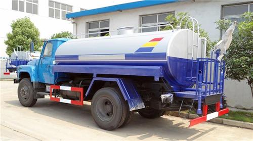 东风尖头eq1102fd3gj洒水车