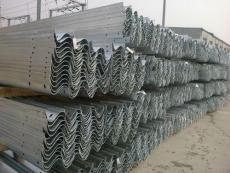 上海波形护栏板买九州高速公路护栏板