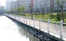 浦江PVC河道塑钢护栏