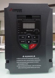 變頻器D600